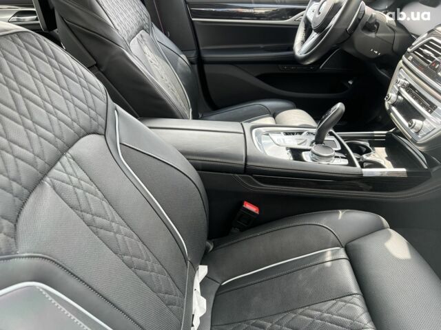 БМВ 7 Серия, объемом двигателя 6.59 л и пробегом 29 тыс. км за 119331 $, фото 42 на Automoto.ua