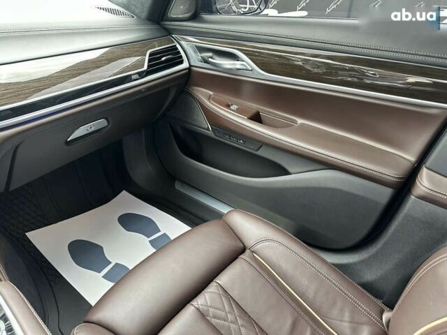 БМВ 7 Серия, объемом двигателя 6.6 л и пробегом 75 тыс. км за 72500 $, фото 14 на Automoto.ua