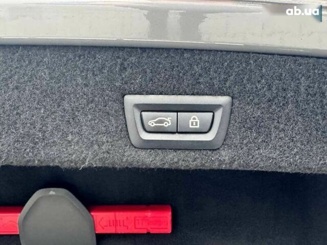 БМВ 7 Серия, объемом двигателя 3 л и пробегом 43 тыс. км за 105000 $, фото 17 на Automoto.ua