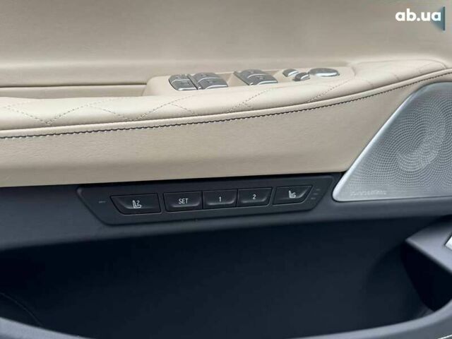 БМВ 7 Серия, объемом двигателя 3 л и пробегом 43 тыс. км за 105000 $, фото 19 на Automoto.ua