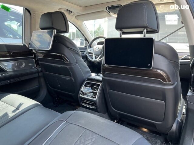 БМВ 7 Серия, объемом двигателя 3 л и пробегом 56 тыс. км за 91835 $, фото 18 на Automoto.ua