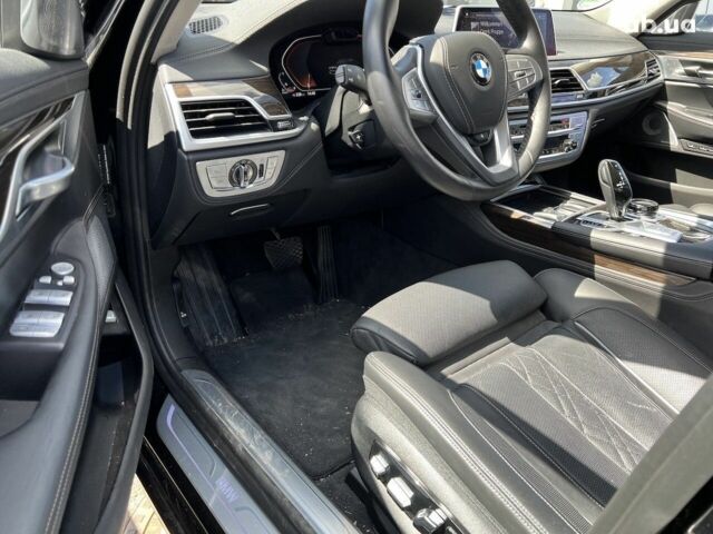 БМВ 7 Серия, объемом двигателя 3 л и пробегом 56 тыс. км за 91835 $, фото 21 на Automoto.ua
