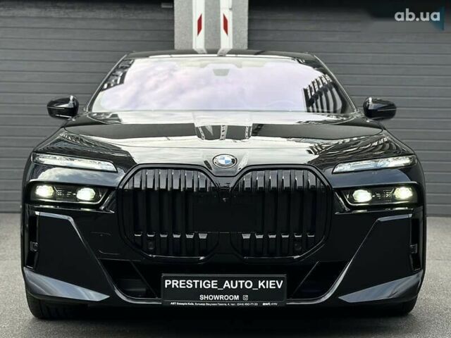 БМВ 7 Серия, объемом двигателя 4.4 л и пробегом 50 тыс. км за 157000 $, фото 5 на Automoto.ua