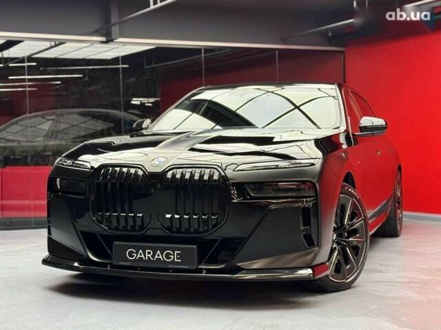 БМВ 7 Серия, объемом двигателя 4.4 л и пробегом 28 тыс. км за 143900 $, фото 6 на Automoto.ua