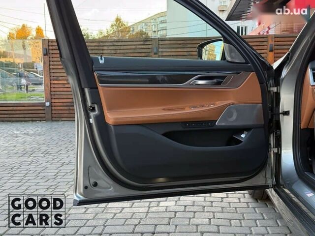 БМВ 7 Серія, об'ємом двигуна 3 л та пробігом 19 тис. км за 78000 $, фото 15 на Automoto.ua