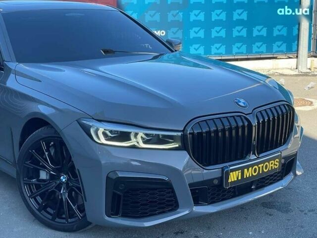 БМВ 7 Серія, об'ємом двигуна 4.4 л та пробігом 9 тис. км за 73000 $, фото 7 на Automoto.ua