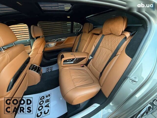 БМВ 7 Серія, об'ємом двигуна 3 л та пробігом 19 тис. км за 78000 $, фото 22 на Automoto.ua