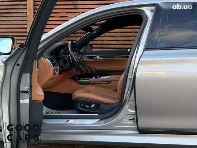 БМВ 7 Серія, об'ємом двигуна 3 л та пробігом 19 тис. км за 78000 $, фото 18 на Automoto.ua