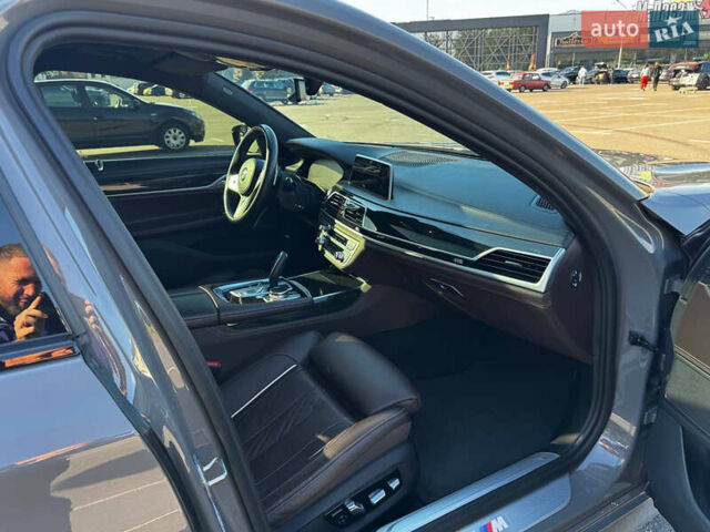 БМВ 7 Серія, об'ємом двигуна 3 л та пробігом 43 тис. км за 79000 $, фото 13 на Automoto.ua