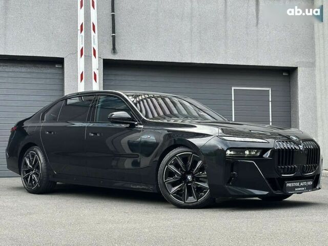 БМВ 7 Серия, объемом двигателя 4.4 л и пробегом 50 тыс. км за 157000 $, фото 3 на Automoto.ua