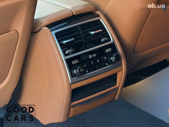 БМВ 7 Серія, об'ємом двигуна 3 л та пробігом 19 тис. км за 78000 $, фото 24 на Automoto.ua