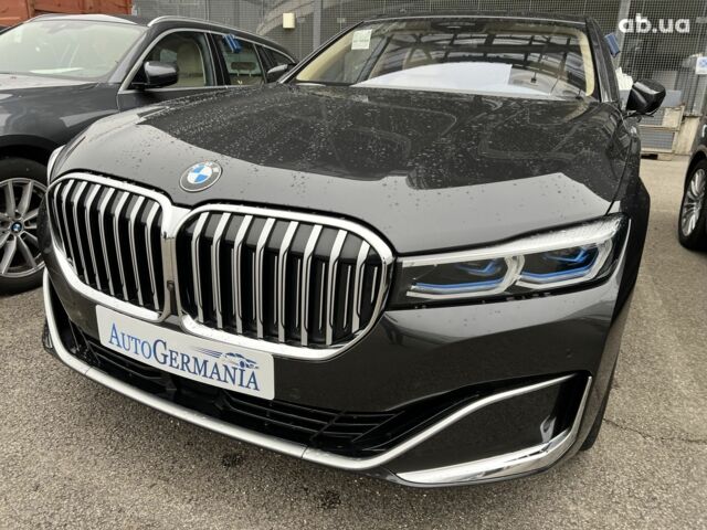 БМВ 7 Серия, объемом двигателя 4.4 л и пробегом 13 тыс. км за 98681 $, фото 14 на Automoto.ua