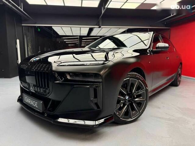 БМВ 7 Серия, объемом двигателя 4.4 л и пробегом 28 тыс. км за 143900 $, фото 4 на Automoto.ua