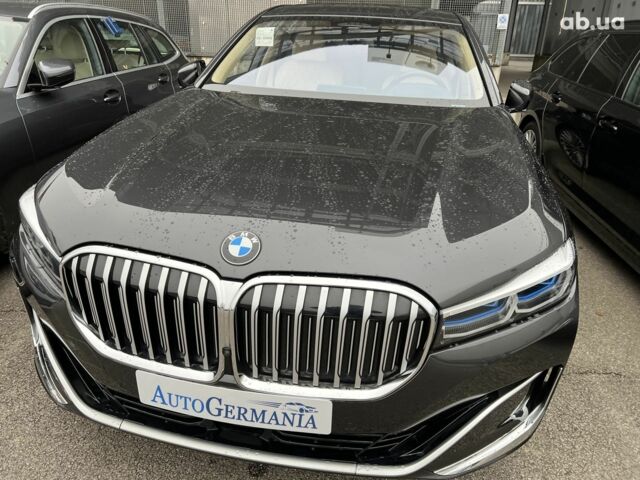 БМВ 7 Серия, объемом двигателя 4.4 л и пробегом 13 тыс. км за 98681 $, фото 15 на Automoto.ua