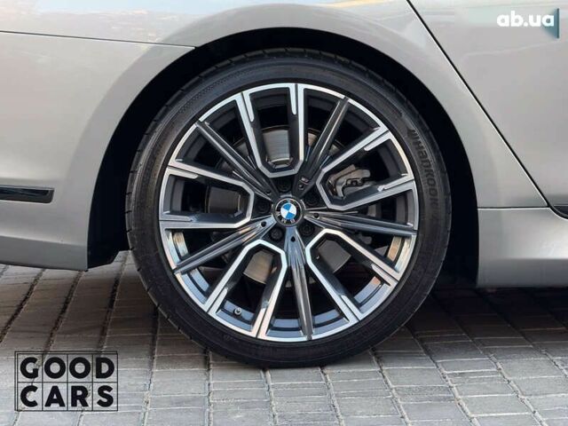 БМВ 7 Серія, об'ємом двигуна 3 л та пробігом 19 тис. км за 78000 $, фото 14 на Automoto.ua
