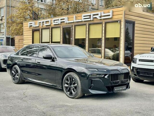 БМВ 7 Серия, объемом двигателя 3 л и пробегом 10 тыс. км за 129999 $, фото 5 на Automoto.ua