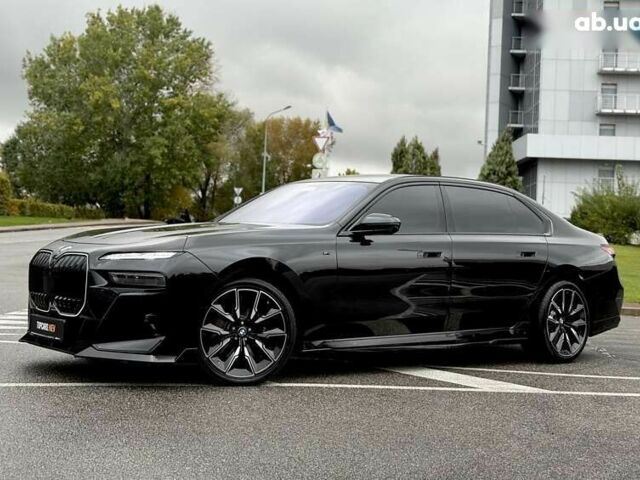 БМВ 7 Серия, объемом двигателя 4.4 л и пробегом 25 тыс. км за 139900 $, фото 6 на Automoto.ua