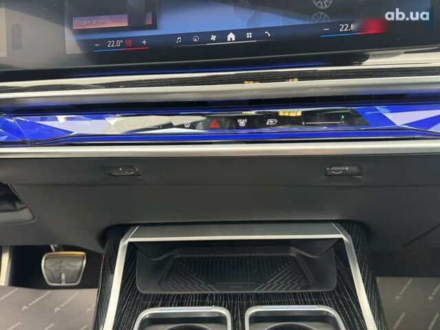 БМВ 7 Серія, об'ємом двигуна 3 л та пробігом 84 тис. км за 115000 $, фото 17 на Automoto.ua