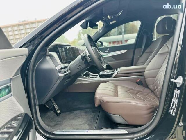 БМВ 7 Серия, объемом двигателя 3 л и пробегом 10 тыс. км за 129999 $, фото 19 на Automoto.ua