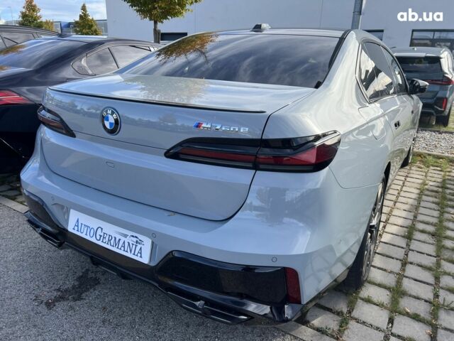 БМВ 7 Серия, объемом двигателя 3 л и пробегом 0 тыс. км за 182800 $, фото 2 на Automoto.ua