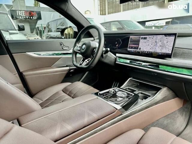 БМВ 7 Серия, объемом двигателя 3 л и пробегом 10 тыс. км за 129999 $, фото 22 на Automoto.ua