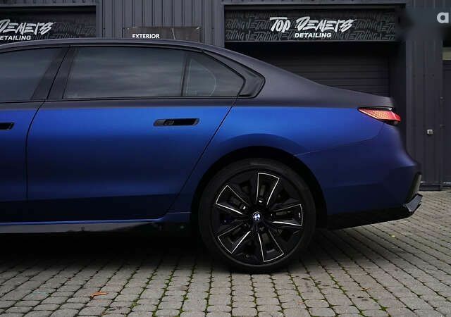 БМВ 7 Серія, об'ємом двигуна 4.4 л та пробігом 29 тис. км за 189000 $, фото 14 на Automoto.ua