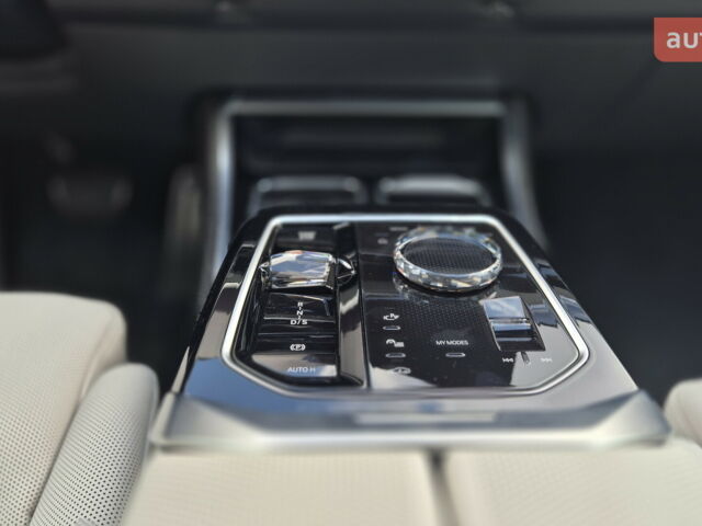 БМВ 7 Серия 2025 в Днепре (Днепропетровске) на Automoto.ua БМВ 7 Серия, объемом двигателя 3 л и пробегом 0 тыс. км за 235859 $, фото 23 на Automoto.ua