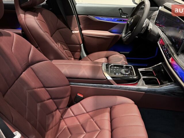 БМВ 7 Серия, объемом двигателя 2.99 л и пробегом 0 тыс. км за 146046 $, фото 32 на Automoto.ua