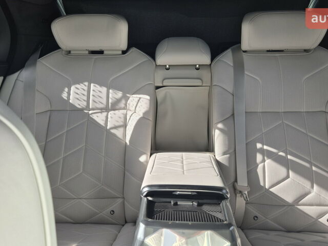 БМВ 7 Серия 2025 в Днепре (Днепропетровске) на Automoto.ua БМВ 7 Серия, объемом двигателя 3 л и пробегом 0 тыс. км за 235859 $, фото 18 на Automoto.ua