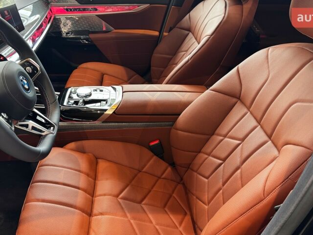 БМВ 7 Серия 2025 в Одессе на Automoto.ua БМВ 7 Серия, объемом двигателя 3 л и пробегом 0 тыс. км за 225116 $, фото 22 на Automoto.ua