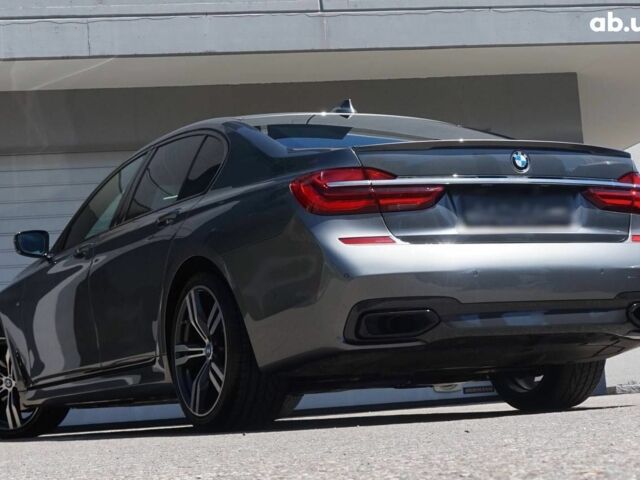 Серый БМВ 7 Серия, объемом двигателя 0 л и пробегом 28 тыс. км за 29250 $, фото 1 на Automoto.ua