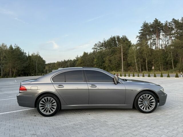 Сірий БМВ 7 Серія, об'ємом двигуна 4.4 л та пробігом 312 тис. км за 7999 $, фото 2 на Automoto.ua