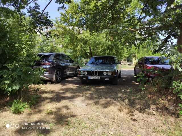 Серый БМВ 7 Серия, объемом двигателя 2.8 л и пробегом 14 тыс. км за 2500 $, фото 2 на Automoto.ua