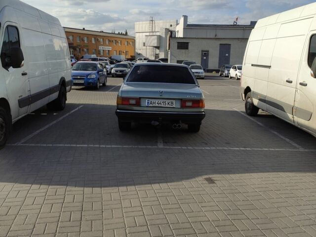 Серый БМВ 7 Серия, объемом двигателя 2.8 л и пробегом 14 тыс. км за 2500 $, фото 1 на Automoto.ua