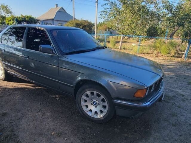 Сірий БМВ 7 Серія, об'ємом двигуна 3 л та пробігом 560 тис. км за 2000 $, фото 1 на Automoto.ua