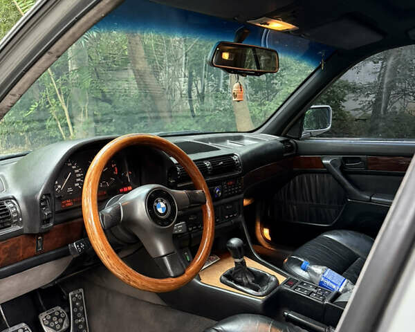 Сірий БМВ 7 Серія, об'ємом двигуна 3.5 л та пробігом 400 тис. км за 6500 $, фото 6 на Automoto.ua