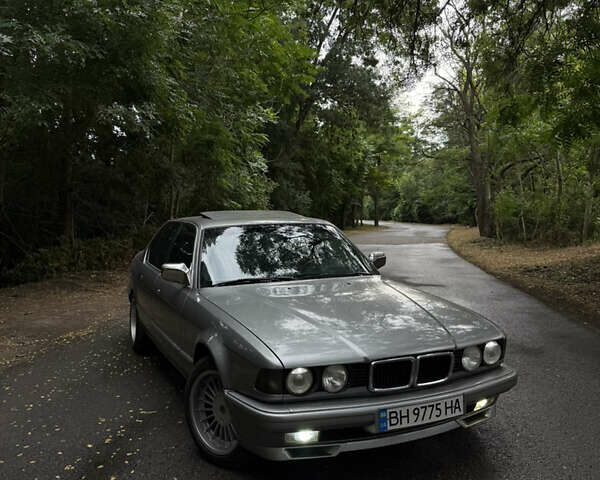 Сірий БМВ 7 Серія, об'ємом двигуна 3.5 л та пробігом 400 тис. км за 6500 $, фото 7 на Automoto.ua