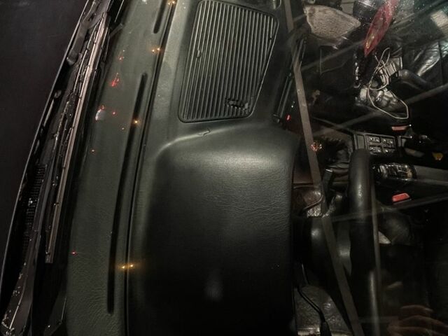 Серый БМВ 7 Серия, объемом двигателя 3 л и пробегом 777 тыс. км за 1800 $, фото 11 на Automoto.ua