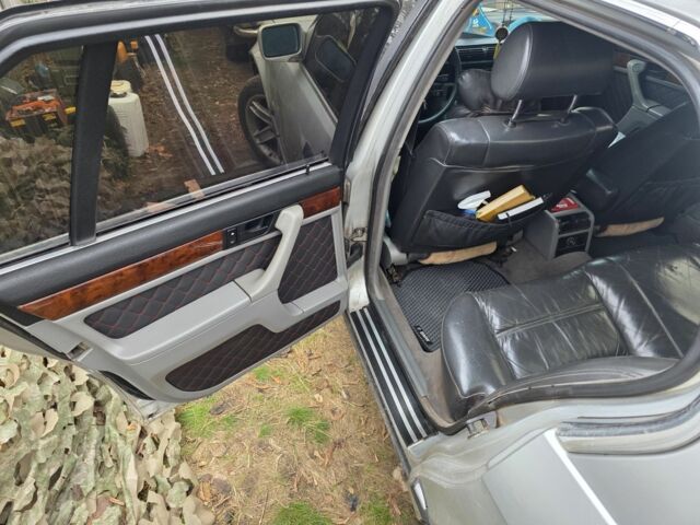 Серый БМВ 7 Серия, объемом двигателя 3 л и пробегом 500 тыс. км за 2800 $, фото 3 на Automoto.ua