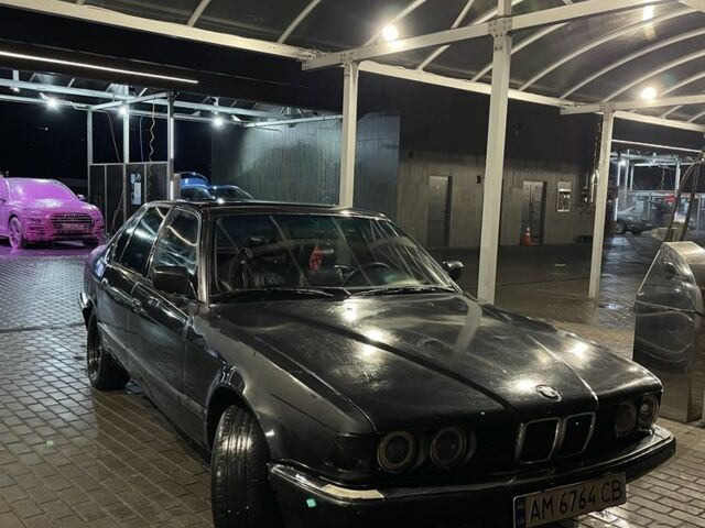 Серый БМВ 7 Серия, объемом двигателя 3 л и пробегом 777 тыс. км за 1800 $, фото 1 на Automoto.ua