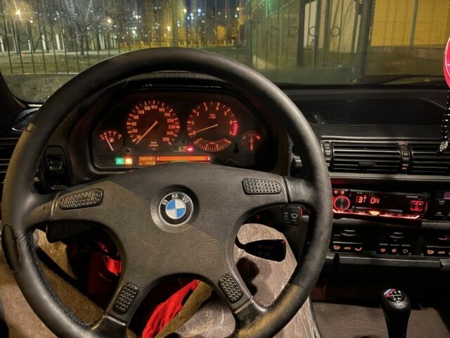 Серый БМВ 7 Серия, объемом двигателя 3 л и пробегом 777 тыс. км за 1800 $, фото 6 на Automoto.ua