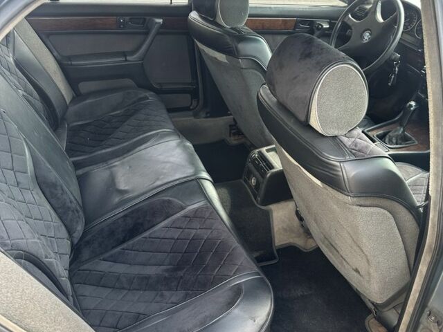 Серый БМВ 7 Серия, объемом двигателя 3 л и пробегом 500 тыс. км за 2599 $, фото 8 на Automoto.ua