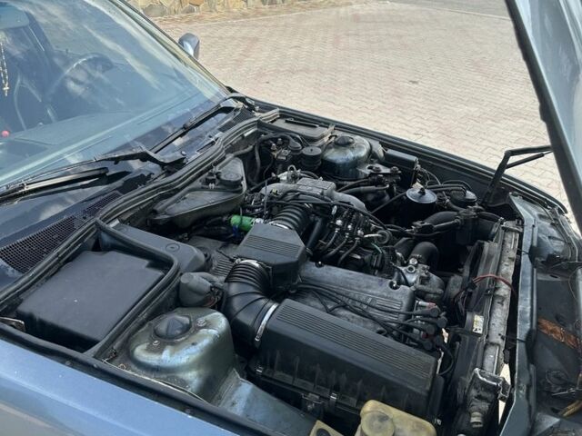 Серый БМВ 7 Серия, объемом двигателя 3 л и пробегом 500 тыс. км за 2599 $, фото 11 на Automoto.ua