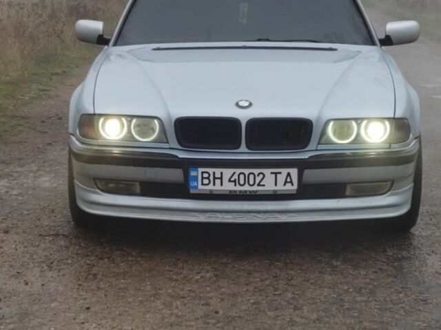 Серый БМВ 7 Серия, объемом двигателя 4 л и пробегом 360 тыс. км за 4500 $, фото 1 на Automoto.ua