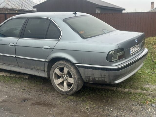 Серый БМВ 7 Серия, объемом двигателя 2.8 л и пробегом 1 тыс. км за 1650 $, фото 1 на Automoto.ua