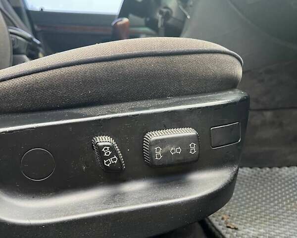 Сірий БМВ 7 Серія, об'ємом двигуна 2.8 л та пробігом 240 тис. км за 2999 $, фото 3 на Automoto.ua