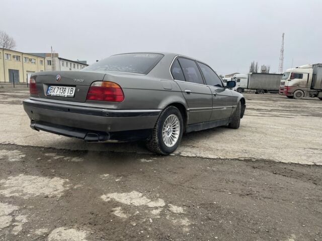 Сірий БМВ 7 Серія, об'ємом двигуна 2.8 л та пробігом 227 тис. км за 2500 $, фото 2 на Automoto.ua