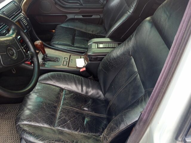 Серый БМВ 7 Серия, объемом двигателя 5.4 л и пробегом 306 тыс. км за 3500 $, фото 9 на Automoto.ua