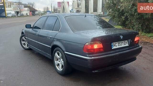 Серый БМВ 7 Серия, объемом двигателя 2.5 л и пробегом 426 тыс. км за 4800 $, фото 7 на Automoto.ua