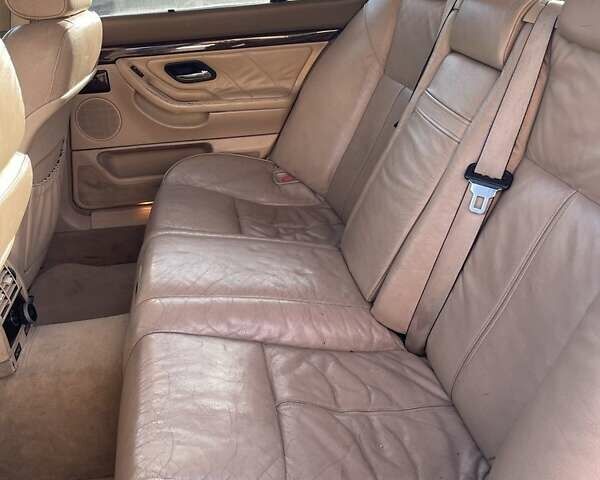 БМВ 7 Серия 1998 в Обухове на Automoto.ua Серый БМВ 7 Серия, объемом двигателя 2.9 л и пробегом 417 тыс. км за 4700 $, фото 3 на Automoto.ua